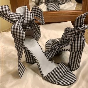 Guess heels 6